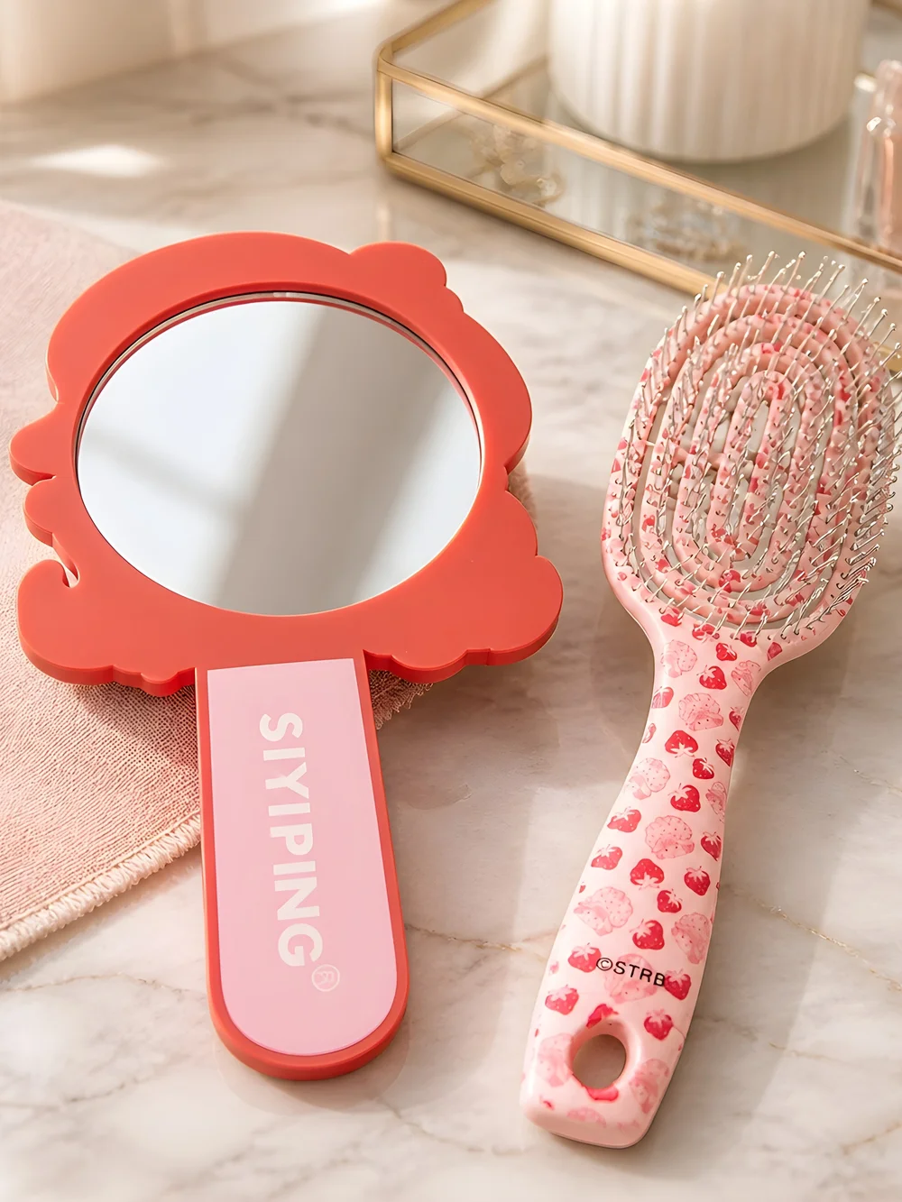 Strawberry Shortcake Hair Brush And Hand Mirror Set